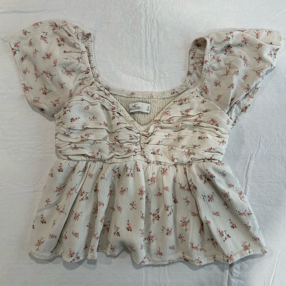 Hollister Cream Floral Blouse